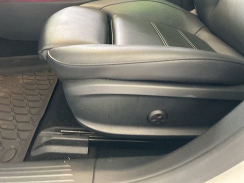 Used 2020 Mercedes-Benz CLA 250 CLA 250 image 41