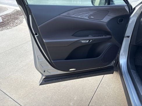 Used 2025 Lexus RX 350 w/ Convenience Package image 14