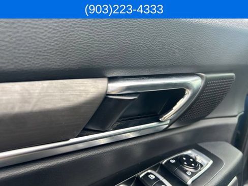 Used 2025 Kia Sorento S FWD image 60