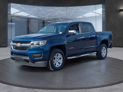 Used 2019 Chevrolet Colorado LT image 2