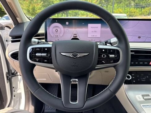 New 2026 Genesis GV70 2.5T Advanced AWD/4WD image 24
