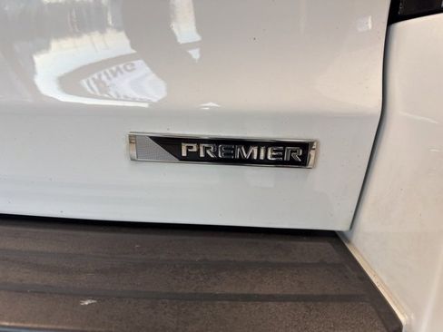 Used 2018 Chevrolet Tahoe Premier image 12