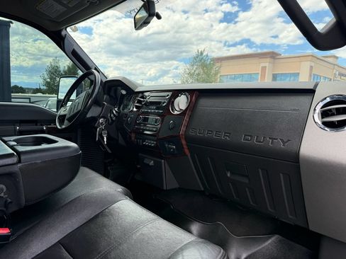 Used 2010 Ford F250 Lariat AWD/4WD image 28