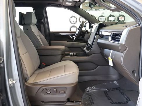New 2026 GMC Yukon XL Elevation w/ Elevation Premium Package AWD/4WD image 26