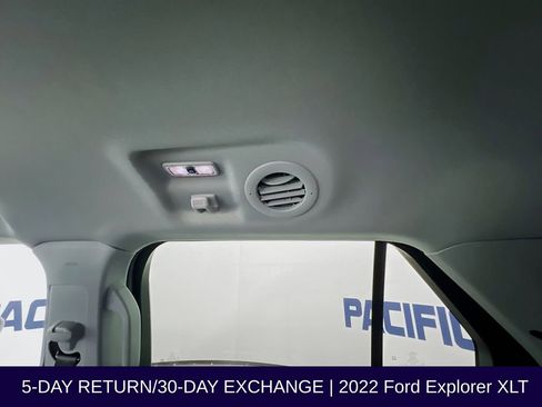 Used 2022 Ford Explorer XLT w/ Equipment Group 202A image 38