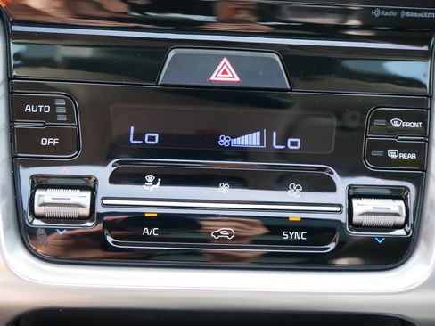 Used 2023 Kia Sorento X-Line EX image 23