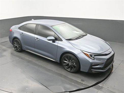 Used 2024 Toyota Corolla SE image 27