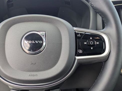 Used 2026 Volvo XC60 B5 Plus w/ Climate Package PRO AWD/4WD image 14