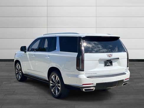 Used 2025 Cadillac Escalade Premium Luxury w/ Touring Package AWD/4WD image 3