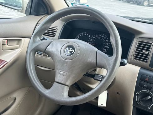 Used 2005 Toyota Corolla LE image 10