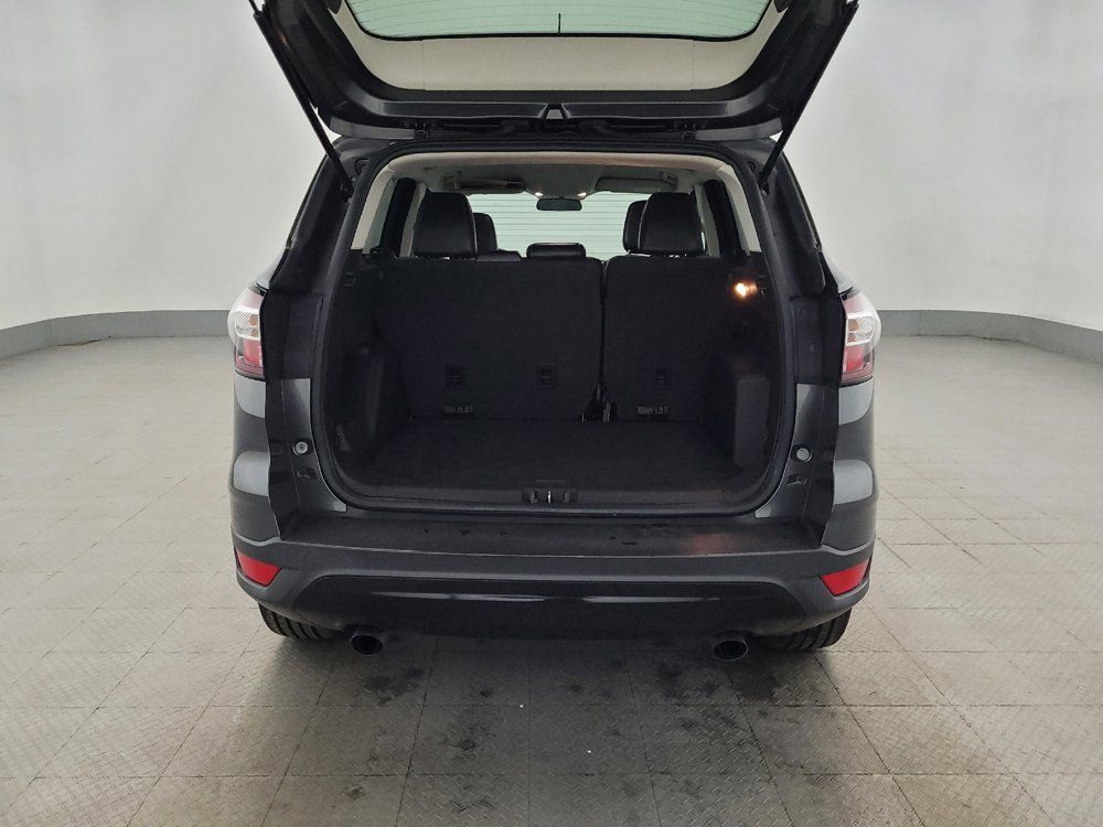 Used 2018 Ford Escape SE w/ SE Sport Appearance Package FWD image 29
