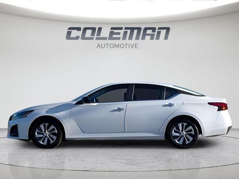 Certified 2025 Nissan Altima 2.5 S FWD image 8