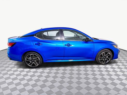 Used 2025 Nissan Sentra SR image 10