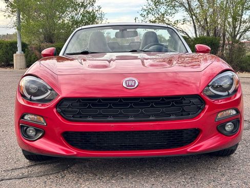 Used 2017 FIAT 124 Spider Lusso image 4