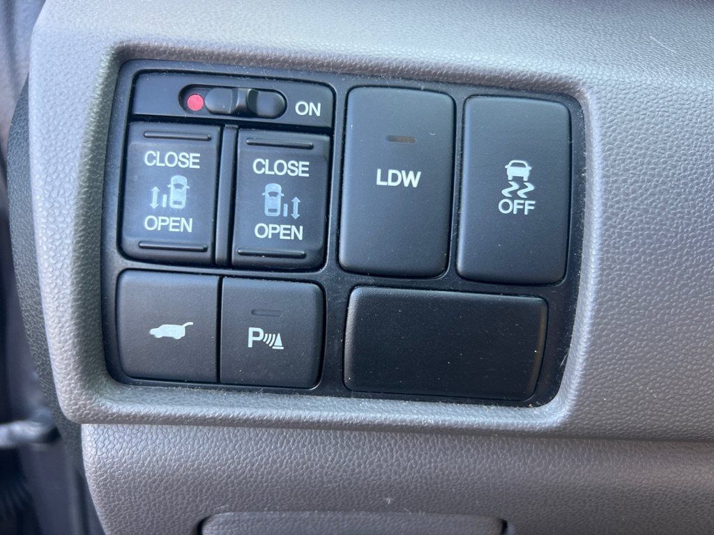 Used 2015 Honda Odyssey Touring image 28