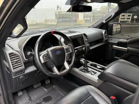 Used 2017 Ford F150 Raptor w/ Equipment Group 802A Luxury image 64