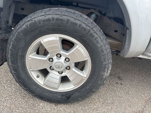 Used 2012 Toyota Tacoma 4x4 Double Cab w/ TRD Sport Pkg image 7