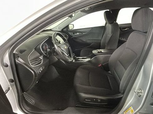 Used 2022 Chevrolet Malibu LT w/ Sport Edition FWD image 12