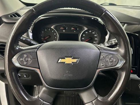 Used 2019 Chevrolet Traverse RS image 16