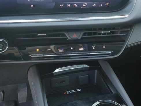New 2026 Buick Envision Preferred AWD/4WD image 38