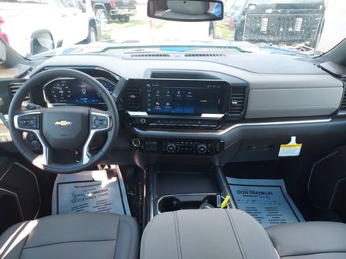 New 2026 Chevrolet Silverado 3500 LT w/ All Star Edition AWD/4WD image 15