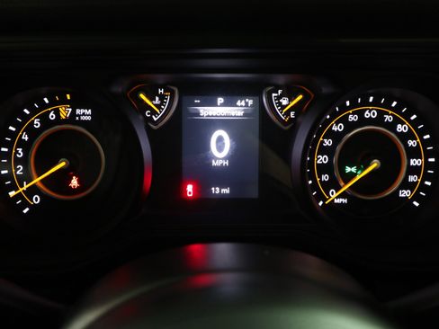 New 2026 Jeep Gladiator Sport AWD/4WD image 18