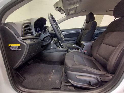 Used 2018 Hyundai Elantra SEL FWD image 19