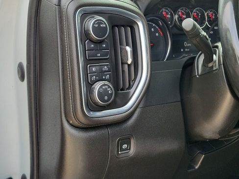 Used 2023 Chevrolet Silverado 2500 LT w/ Convenience Package AWD/4WD image 17