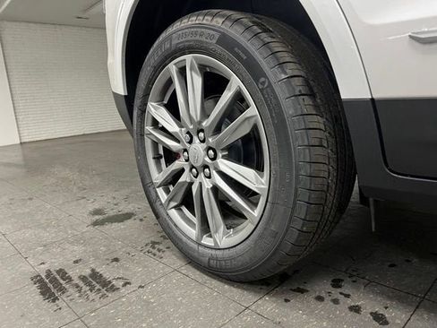 New 2026 Cadillac XT5 Sportv w/ LPO, Floor Liner Package image 12