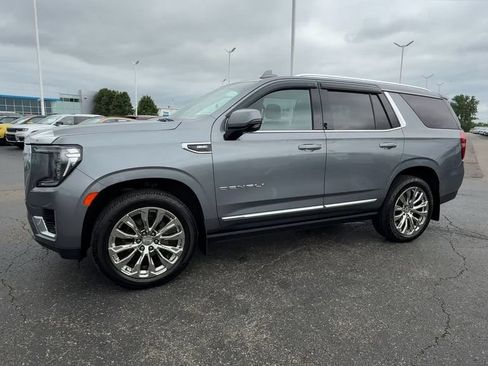 Used 2022 GMC Yukon Denali AWD/4WD image 4