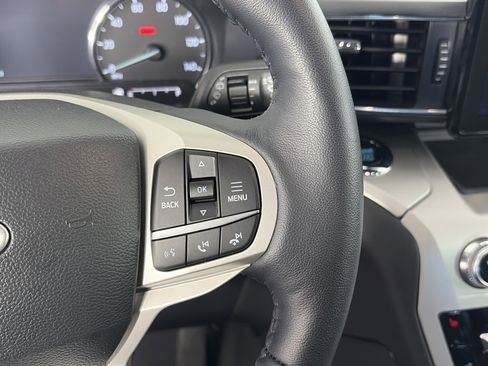 Used 2023 Ford Explorer XLT w/ Equipment Group 202A image 34