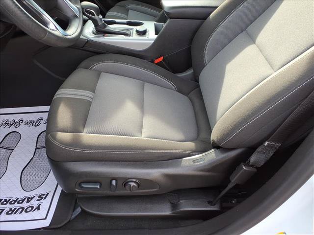 Used 2025 Chevrolet Blazer LT FWD image 18