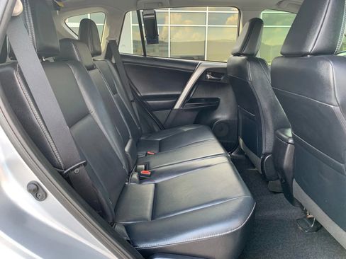 Used 2016 Toyota RAV4 Limited image 33