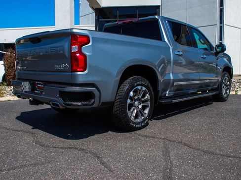 Used 2024 Chevrolet Silverado 1500 High Country w/ Technology Package AWD/4WD image 6