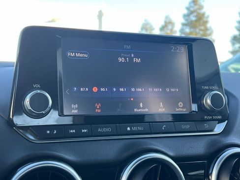 Used 2020 Nissan Sentra S image 17