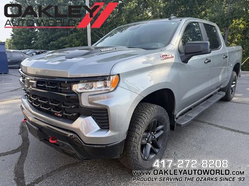 Used 2023 Chevrolet Silverado 1500 LT Trail Boss w/ Convenience Package II AWD/4WD image 1