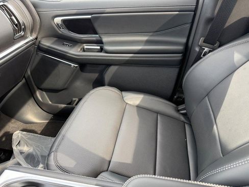 New 2026 Ford Expedition Platinum AWD/4WD image 18