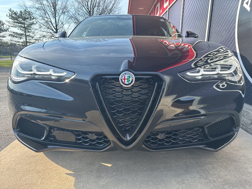 New 2026 Alfa Romeo Stelvio Sprint AWD/4WD image 4