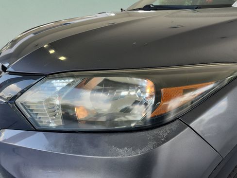 Used 2018 Honda HR-V EX-L image 28