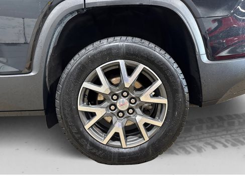 Used 2023 GMC Acadia SLE w/ Driver Convenience Package image 48