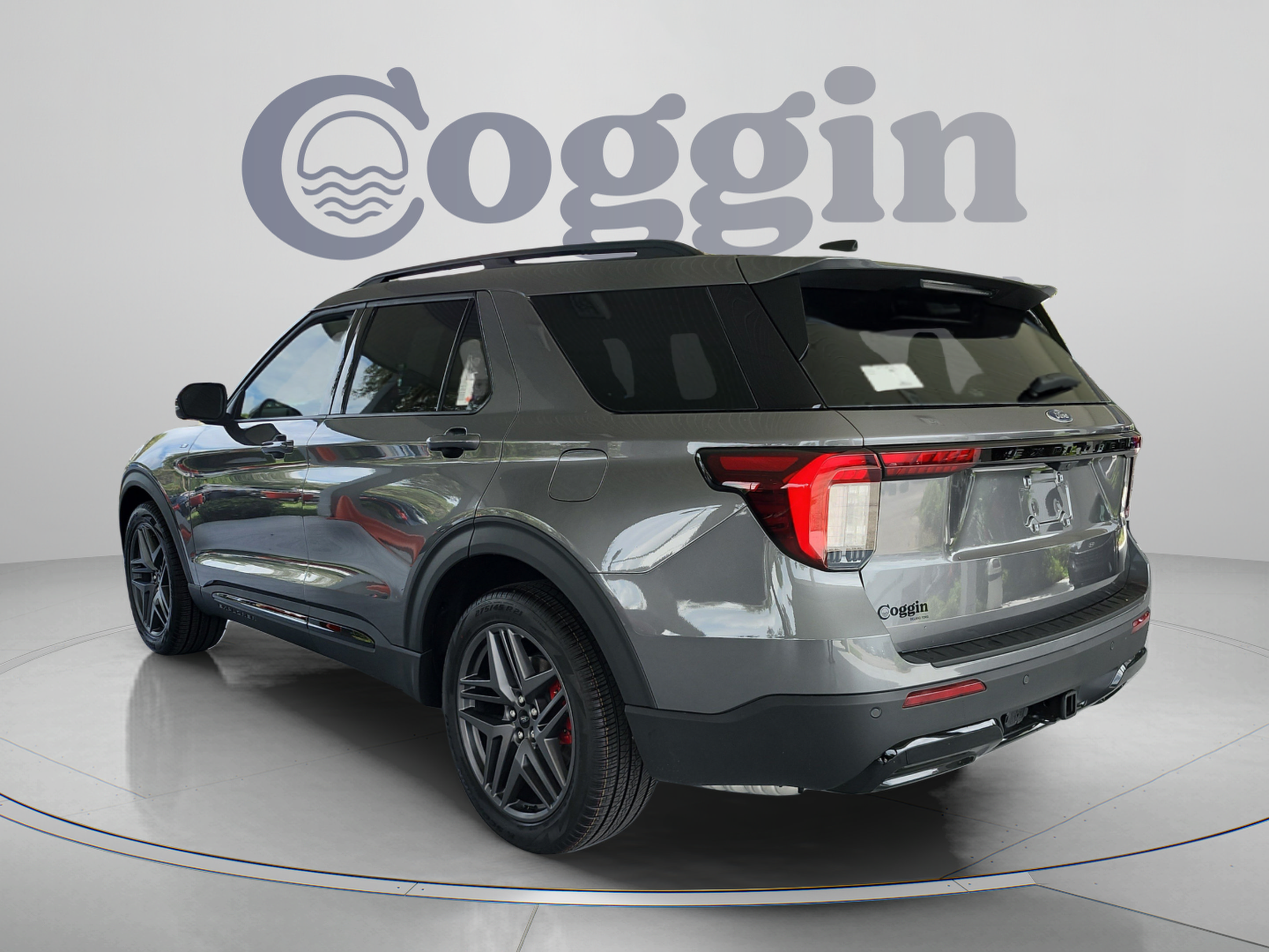 New 2026 Ford Explorer ST-Line w/ ST-Line Street Pack RWD image 3