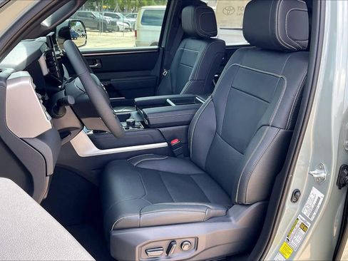 New 2026 Toyota Tundra Limited AWD/4WD image 9