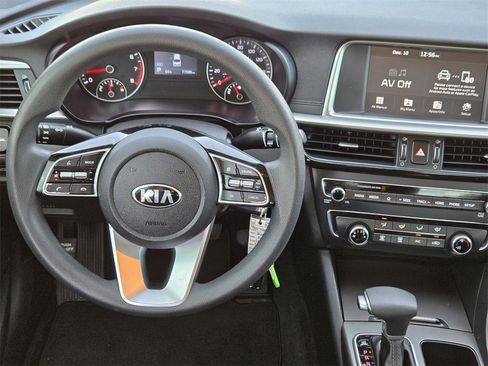 Used 2019 Kia Optima LX image 10