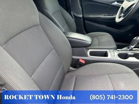Used 2016 Chevrolet Cruze LT w/ Sun And Sound Package FWD image 16