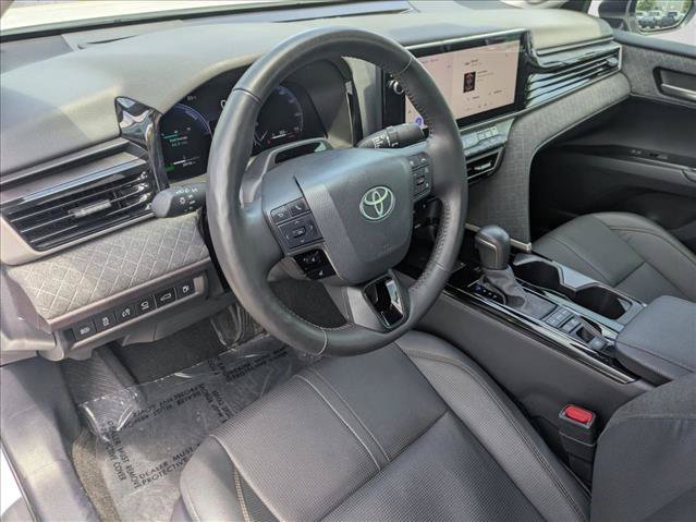 Used 2025 Toyota Camry XLE w/ Premium Plus Package FWD image 10
