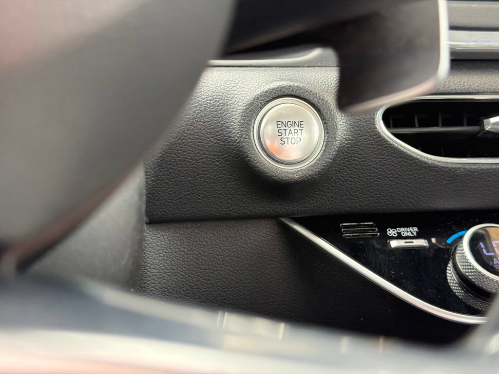 Used 2023 Hyundai Sonata Limited FWD image 20