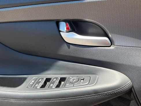 Used 2020 Hyundai Santa Fe SEL FWD image 11