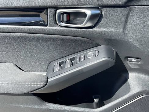 Used 2024 Honda Civic EX image 22