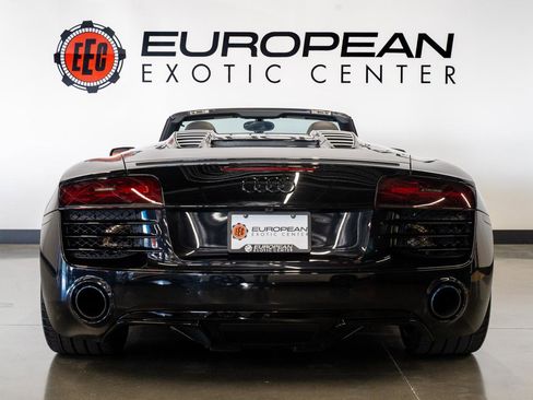 Used 2015 Audi R8 V10 w/ Full Leather Package image 16