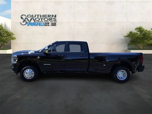 New 2026 RAM 3500 Laramie AWD/4WD image 2